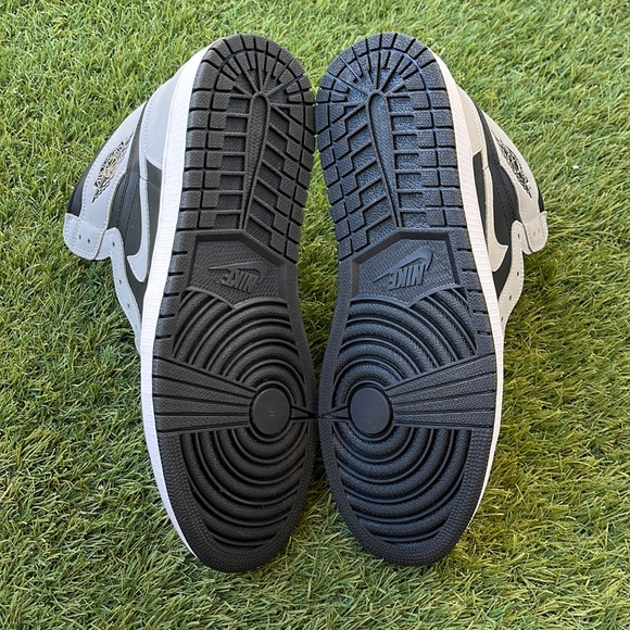 Air Jordan 1 Retro High OG - Picture 5 of 5